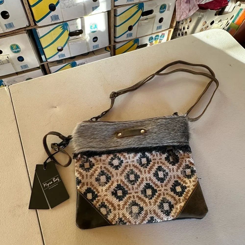 NWT Myra Brown and Cream Patterned Women's Bag